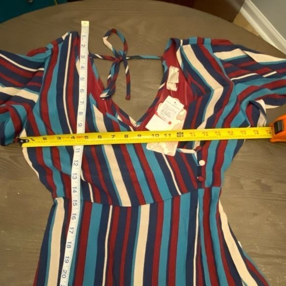 Band of Gypsies Annie Short Sleeve Ruffle Dress XS - Picture 14 of 15